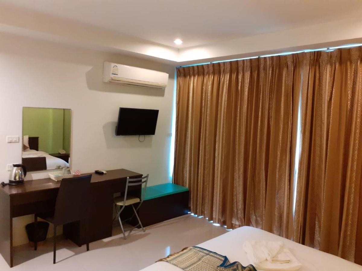 Nicha Residence Kamala Beach Exterior photo