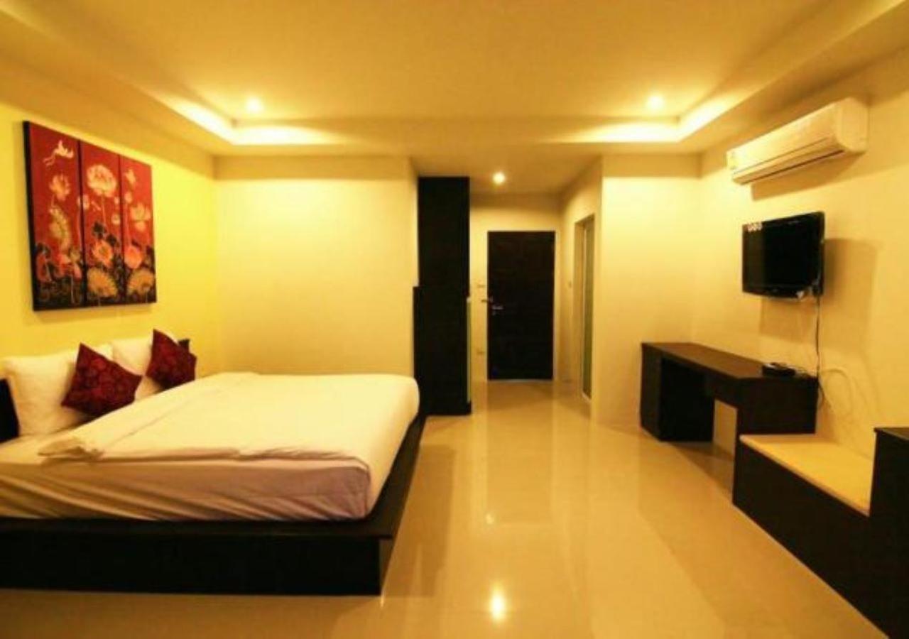 Nicha Residence Kamala Beach Exterior photo